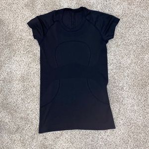 Lululemon top
